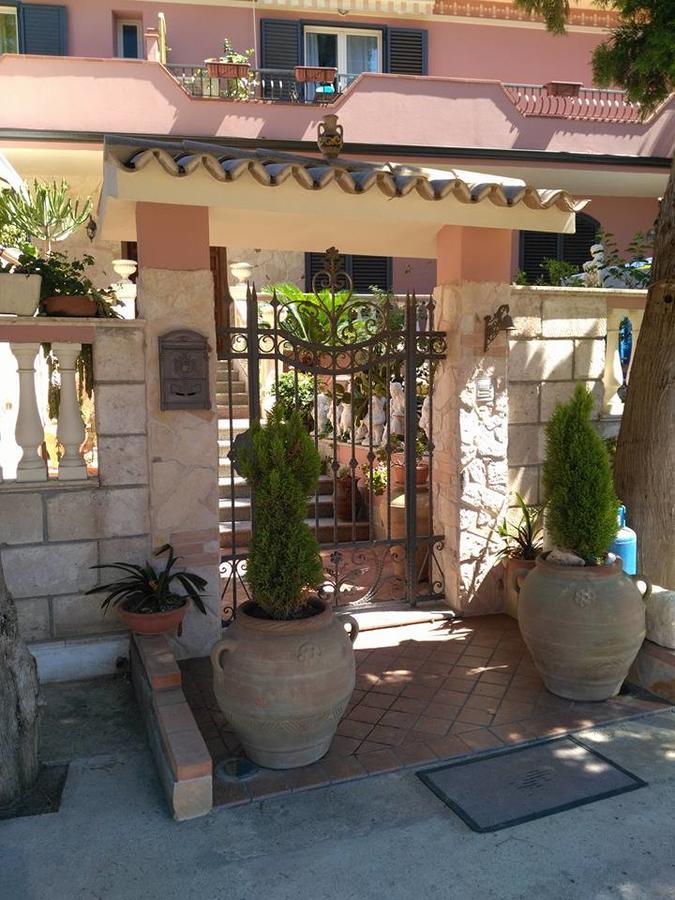 B&B Villa Regina Santa Domenica  Extérieur photo